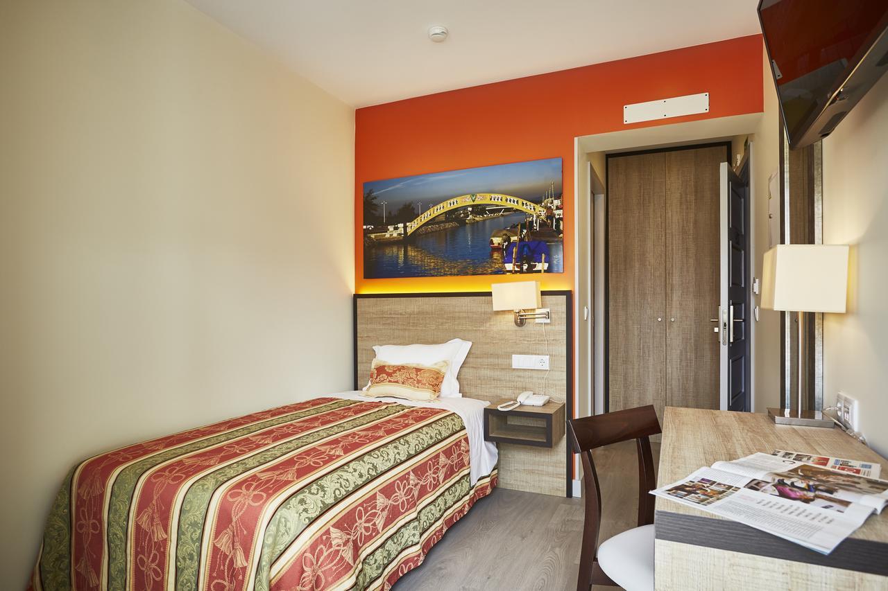 Suites & Hostel Cidade Aveiro Luaran gambar